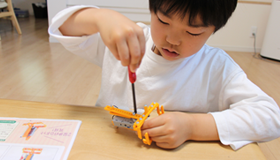 歩くロボットをつくろう!