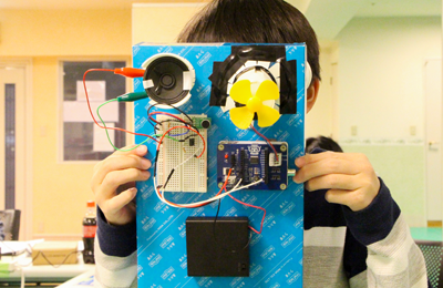 2020年春 自由製作コンテスト 最優秀賞 「音で操作できる扇風機」